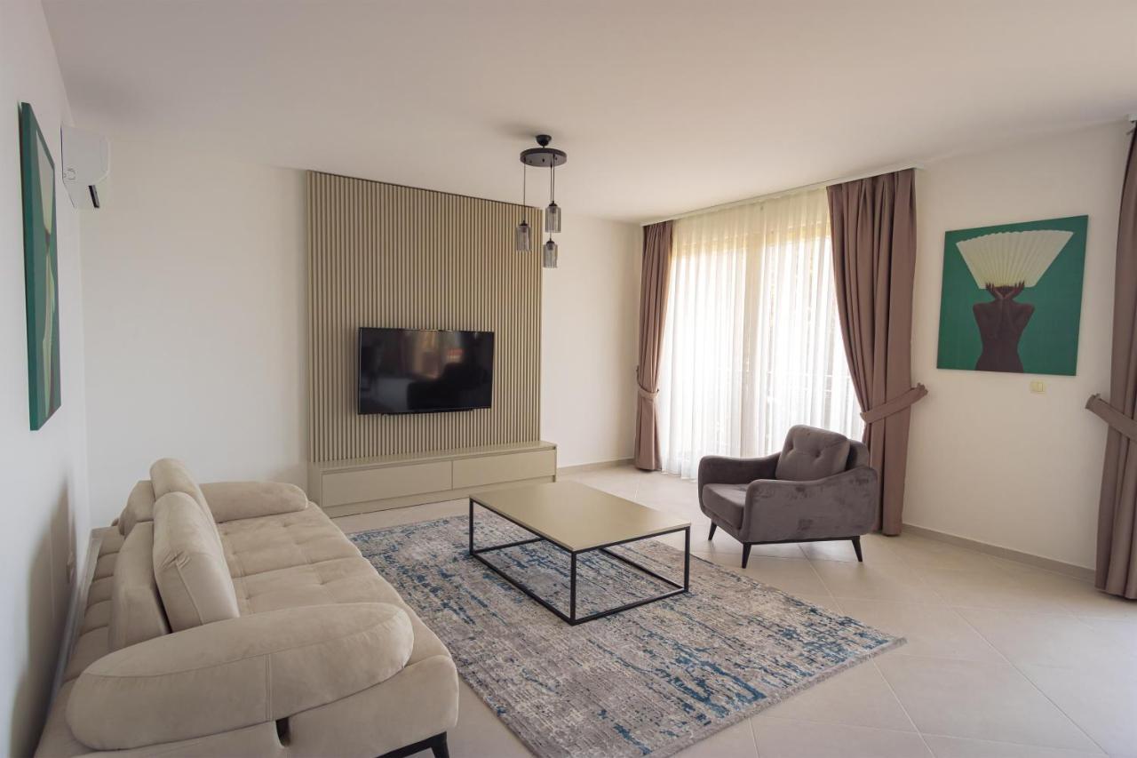 Vertmont Villa Sveti Stefan Bagian luar foto