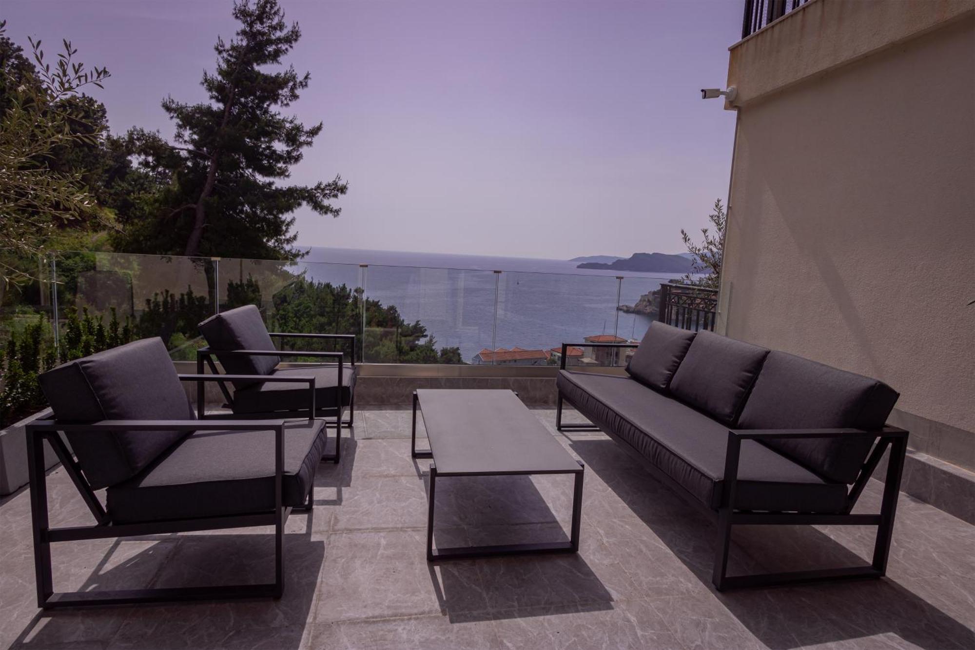 Vertmont Villa Sveti Stefan Ruang foto