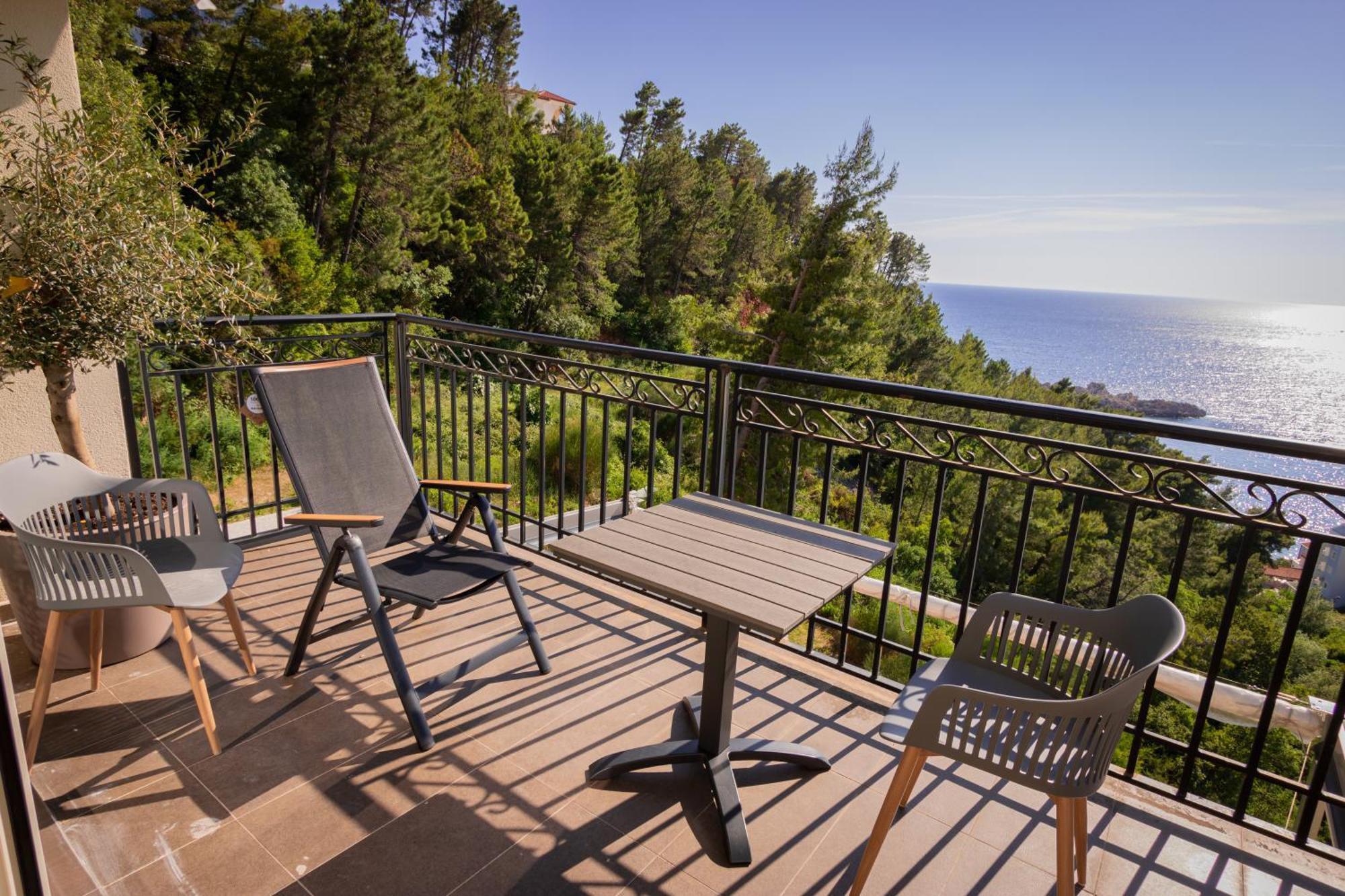 Vertmont Villa Sveti Stefan Ruang foto