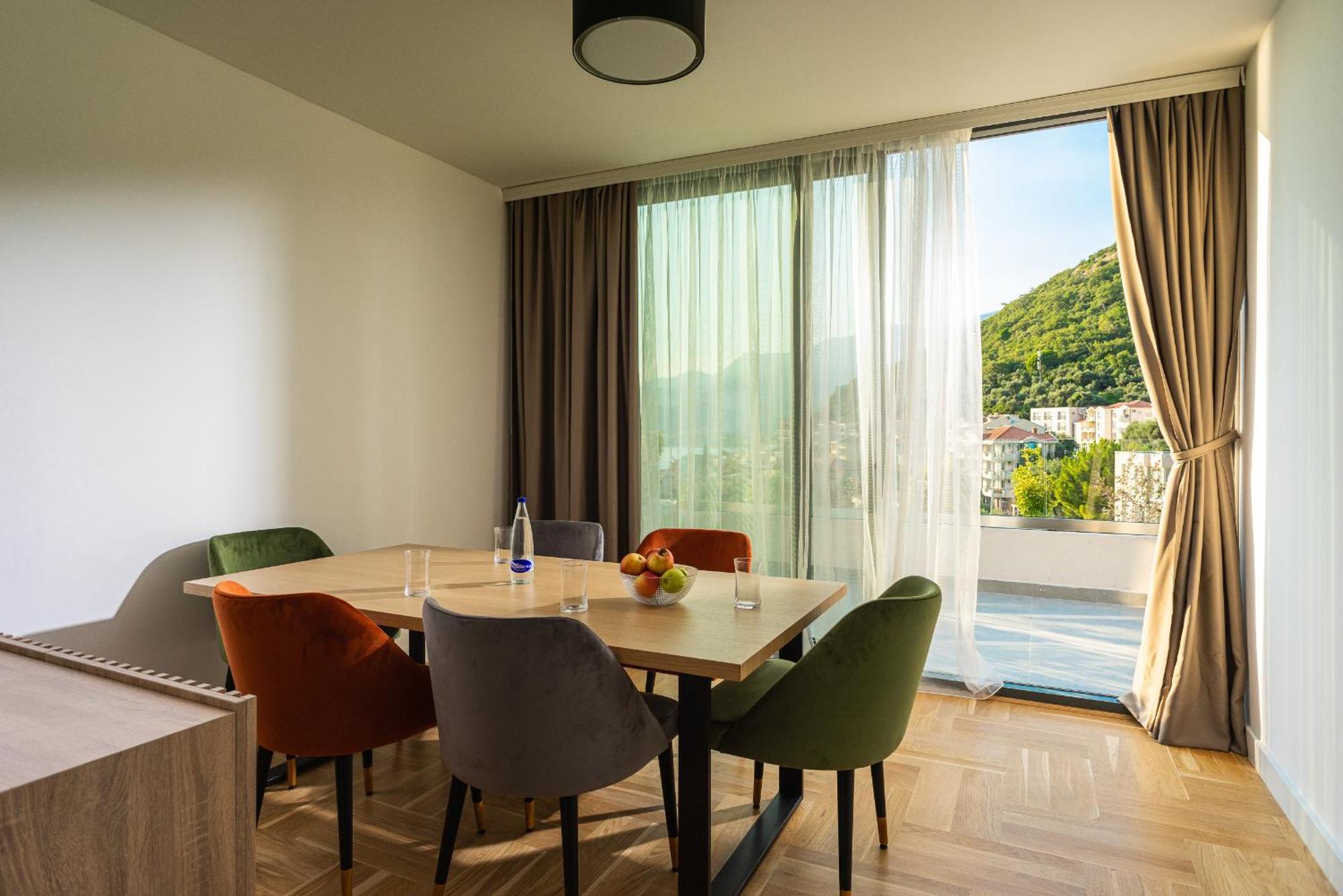 Vertmont Villa Sveti Stefan Ruang foto